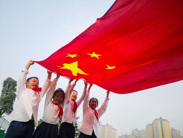 逃出华丽的房子